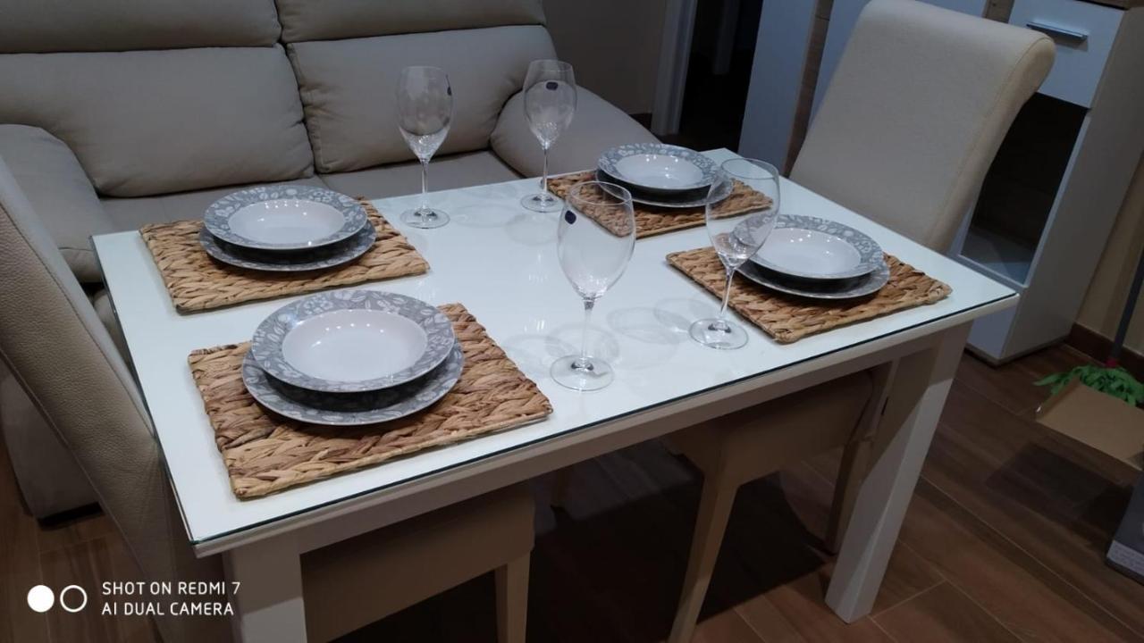 Apto Reformado Appartement Baena Buitenkant foto